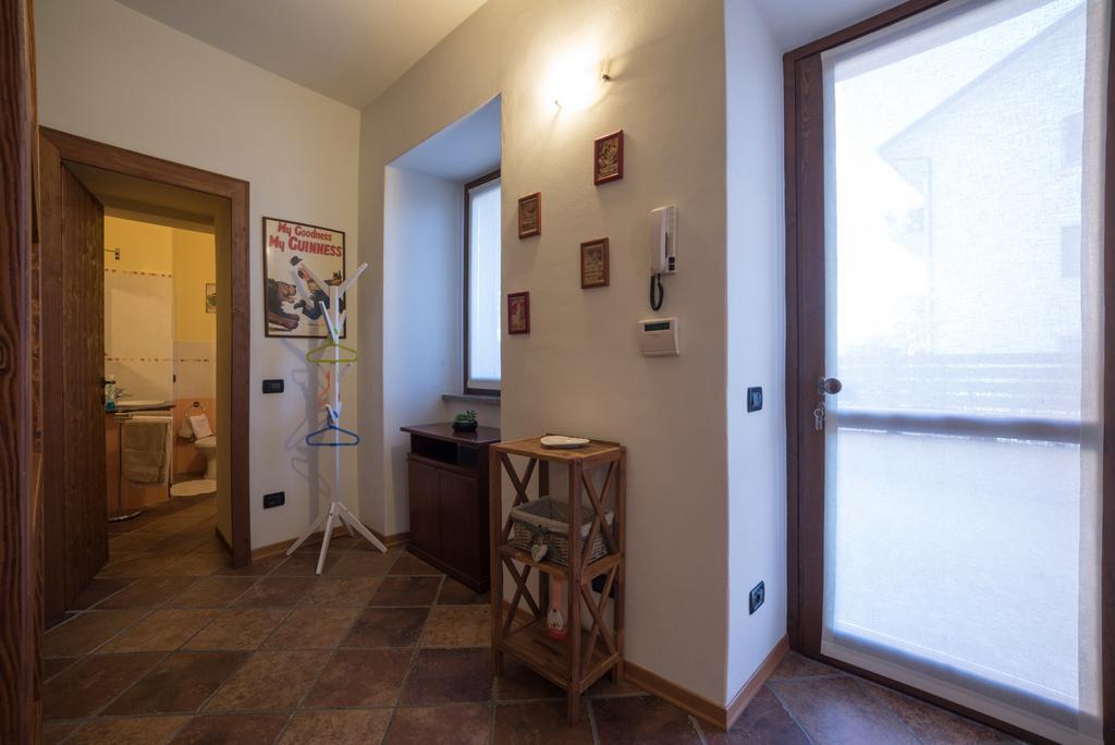 ארונה Casa Corte Alla Rocca מראה חיצוני תמונה